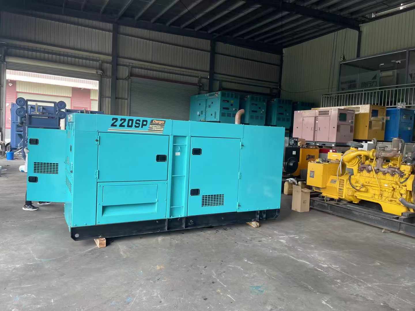 临沂800kW 柴油发电机的输出电流波动范围是多少?